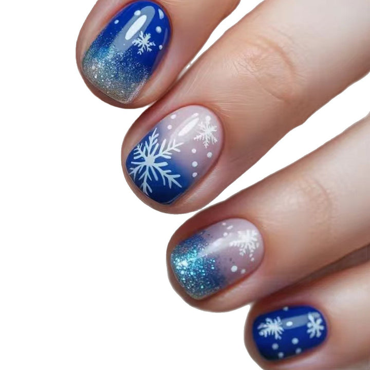 Winter-Themed Snowflake Nail Art Bowlift