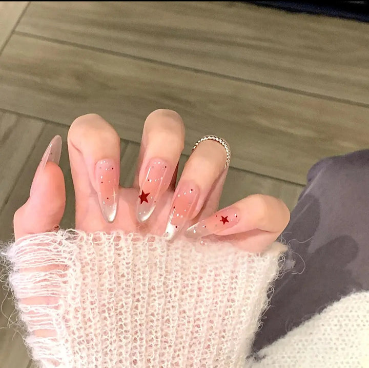 Creative Cat-Themed Press-On Nail Art Bowlift