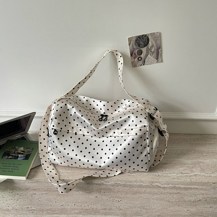 Fashionable sports and travel bag with dotted design Bowlift