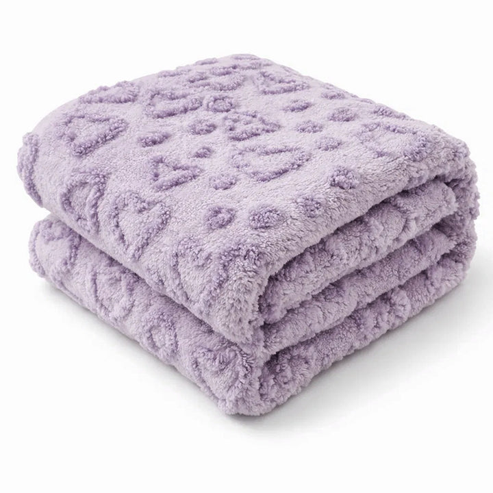 Women's Cozy Fleece Blanket with Heart Design Bowlift