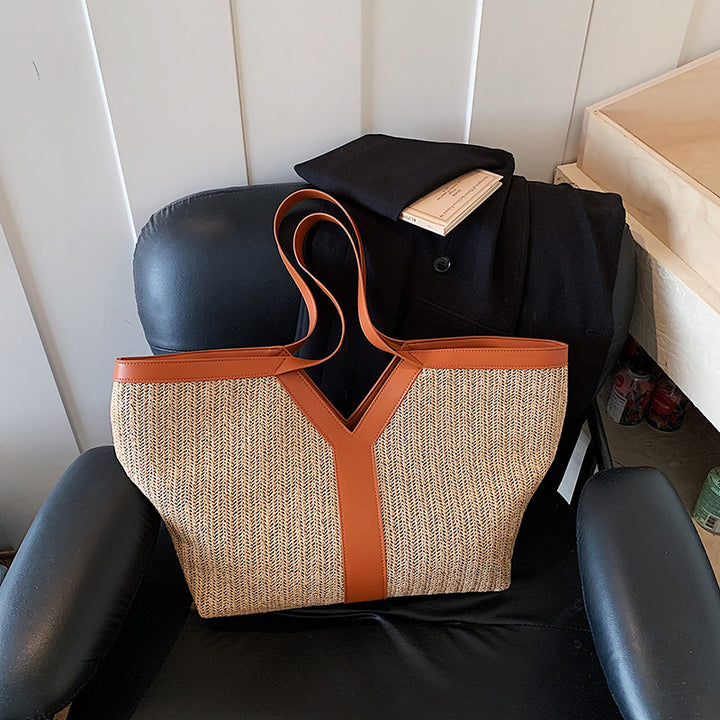 Generous and Stylish Shopping Bag Bowlift