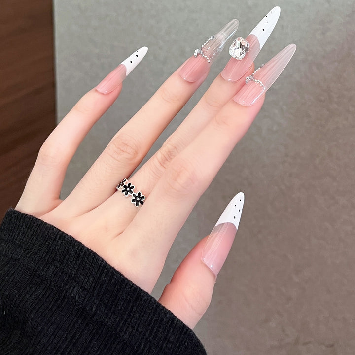 Elegant Handcrafted Press-On Nail Set Bowlift