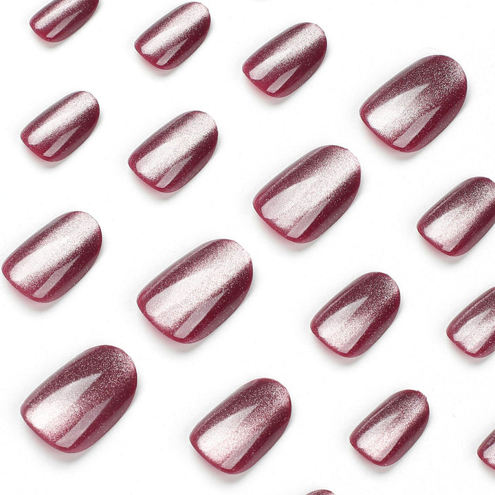 High-gloss nail extensions Bowlift