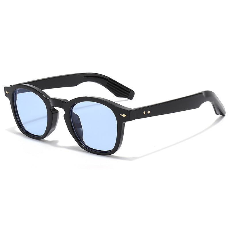 Vintage-Inspired Tortoiseshell Sunglasses Bowlift