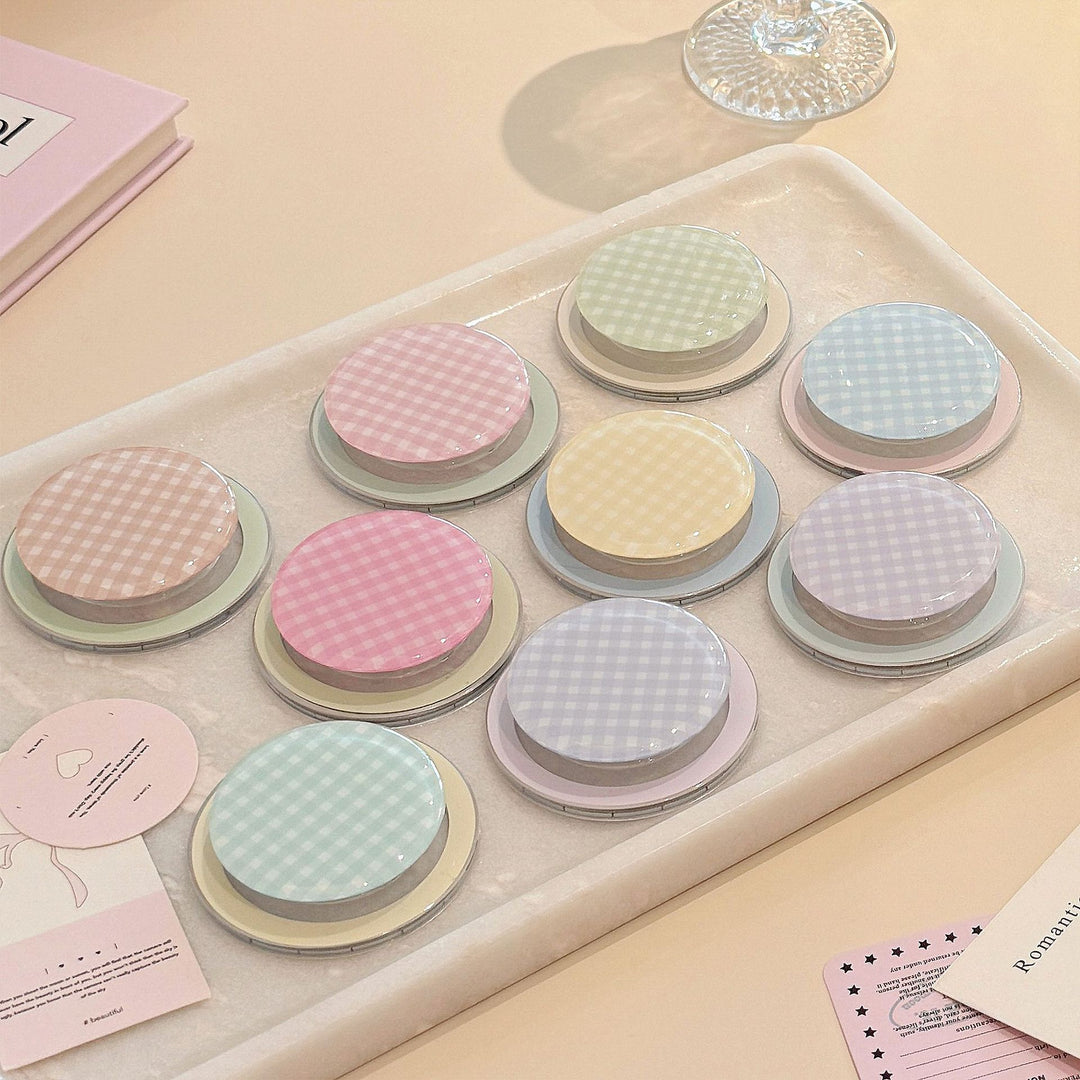 Practical glass coaster with checkered pattern Bowlift