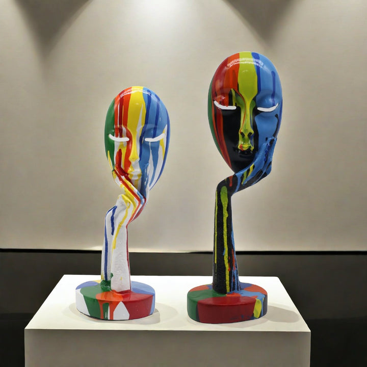 Artful decoration in the form of a thoughtful figure Bowlift