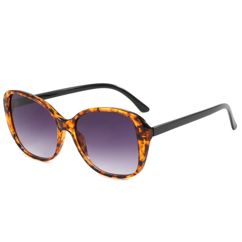 Women's fashionable oversized sunglasses with luxurious design Bowlift