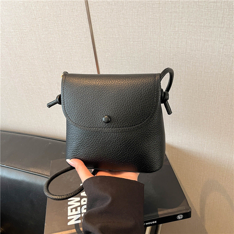 WoVersatile Textured Crossbody Handbag Bowlift