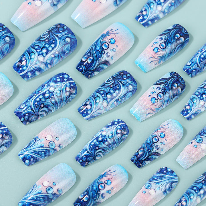Artificial nails in elegant water design Bowlift