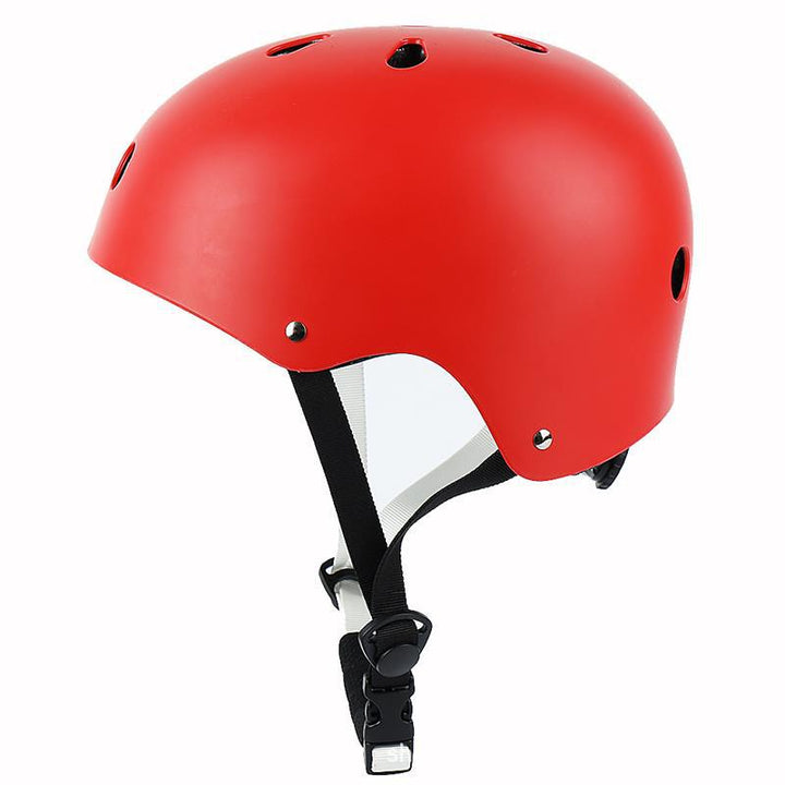 low-profile multi-sport helmet with EPS impact-absorbing liner and adjustable chin strap Bowlift