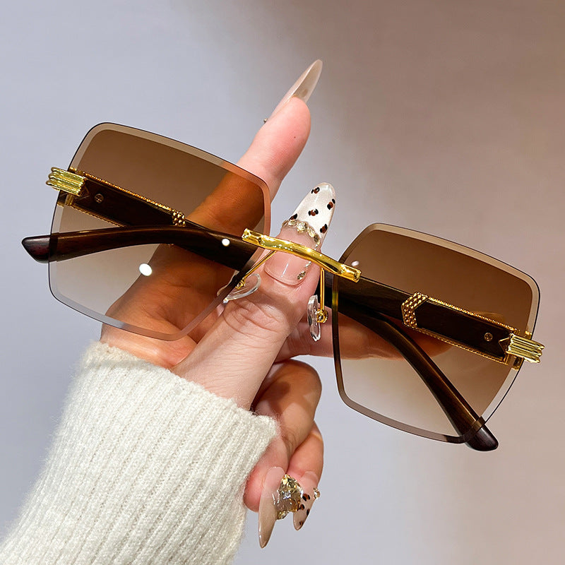 Women's stylish oversized square sunglasses Bowlift