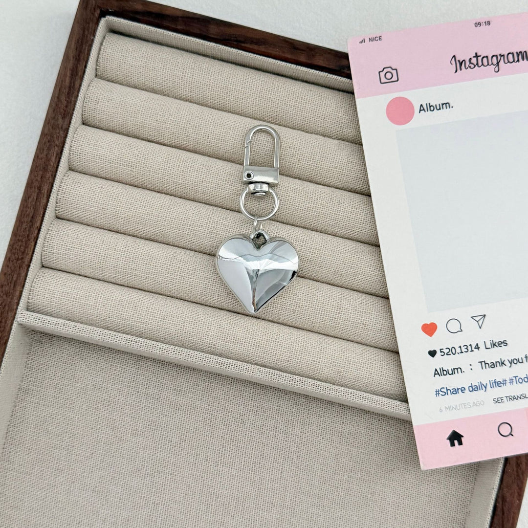 Heart-Shaped Clip-On Keychain Bowlift