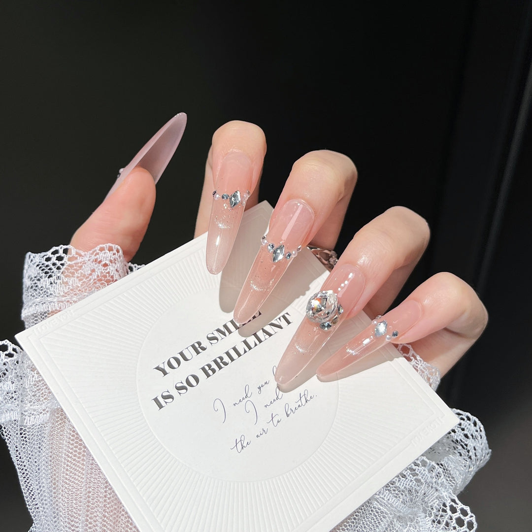 Elegant Decorative Press-On Nails Bowlift