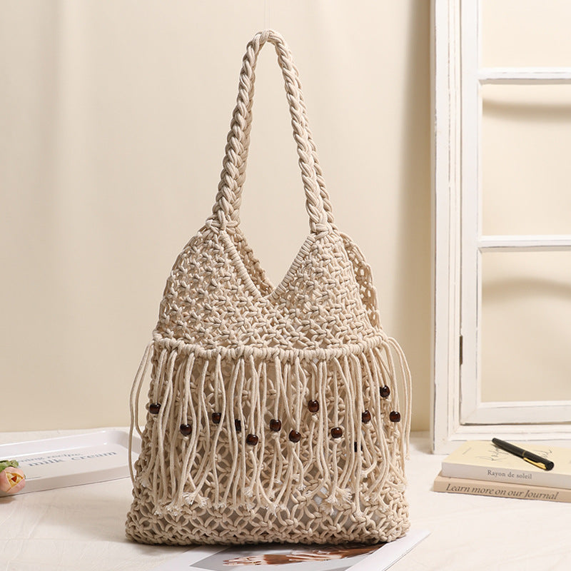 Crocheted beach bag with fringe details Bowlift