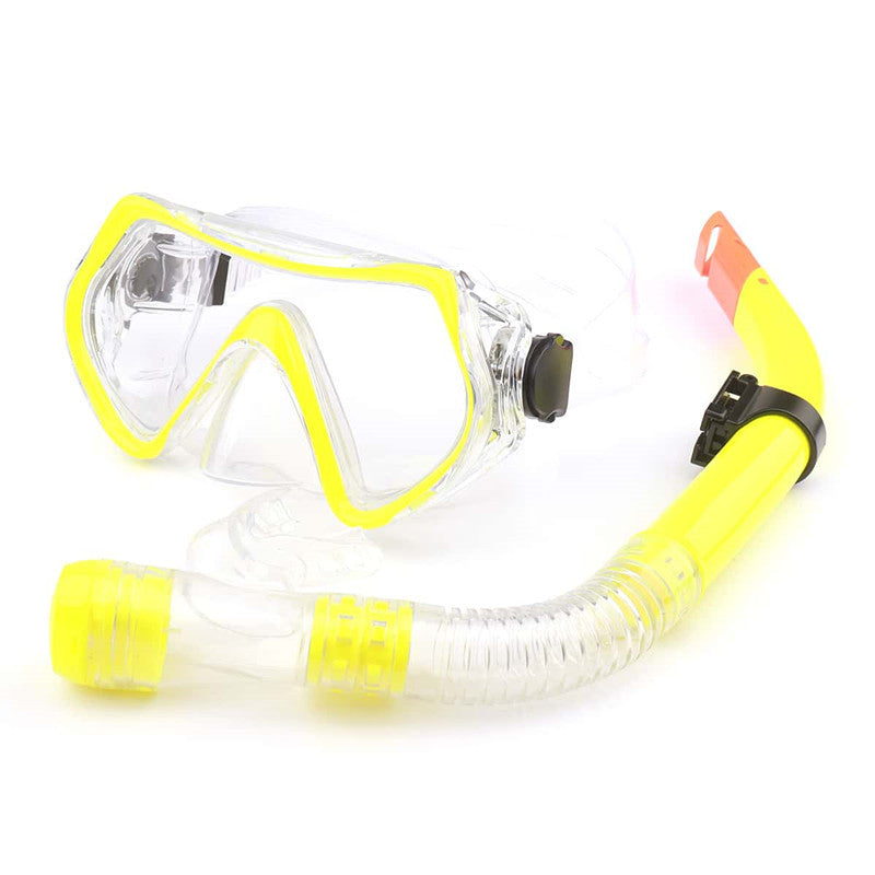 Snorkel mask with anti-fog technology and flexible mouthpiece Bowlift