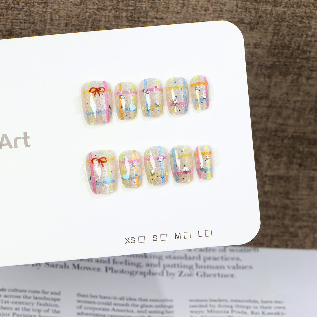 Artistic Holiday-Themed Press-On Nail Set Bowlift