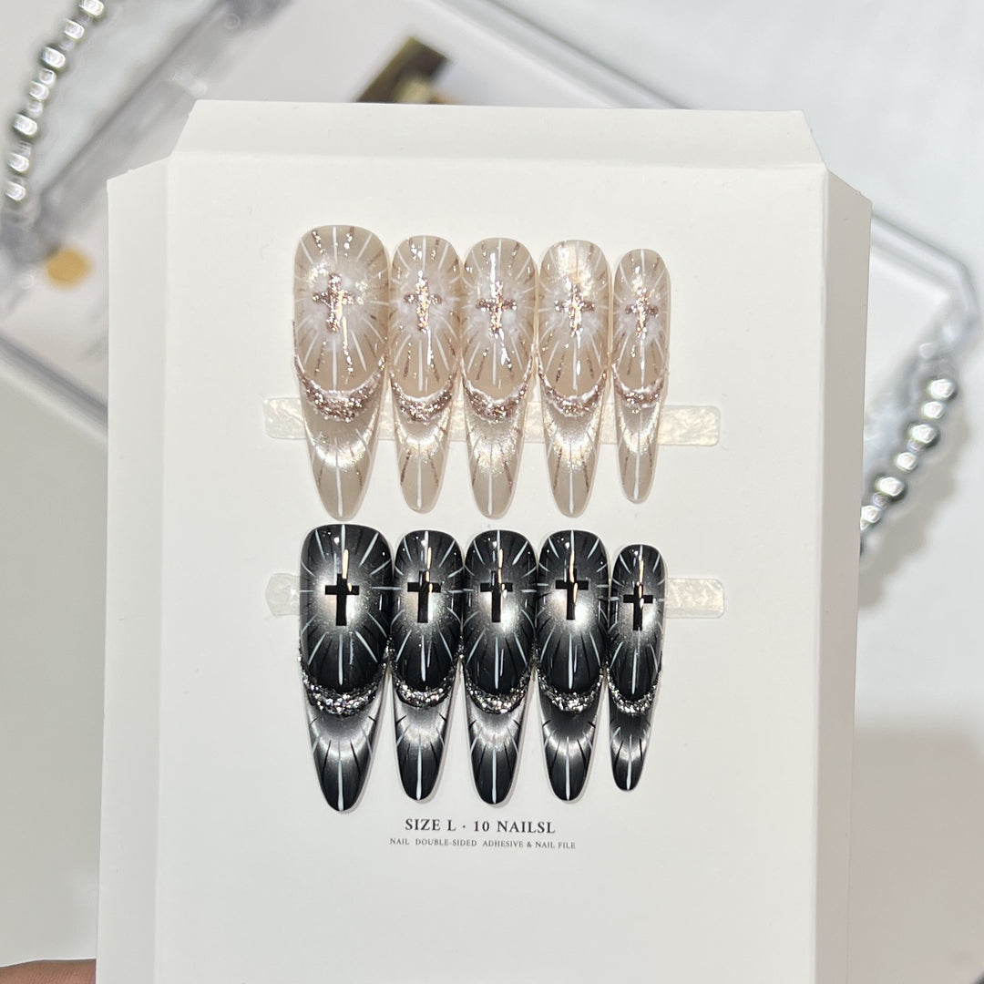 Chic Press-On Nail Set with Elegant Rhinestone Design Bowlift