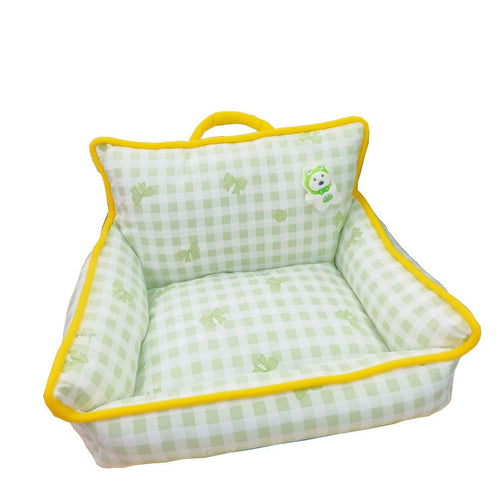 Checkerboard Comfort  Lounge  Dog Bed