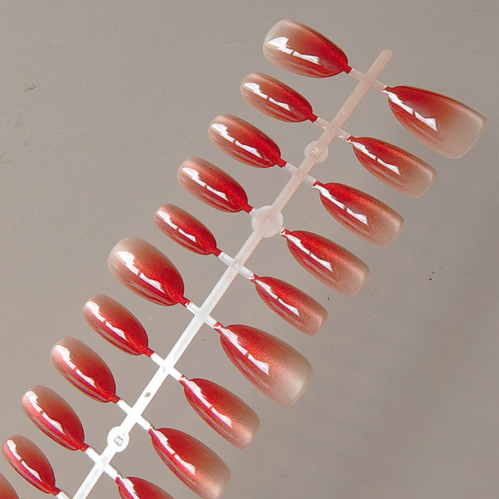 Artificial Nails in Elegant Ombre Look Bowlift