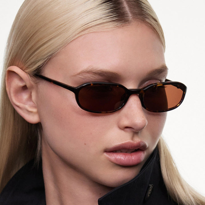 Women's reading glasses with ergonomic design and slim frame Bowlift