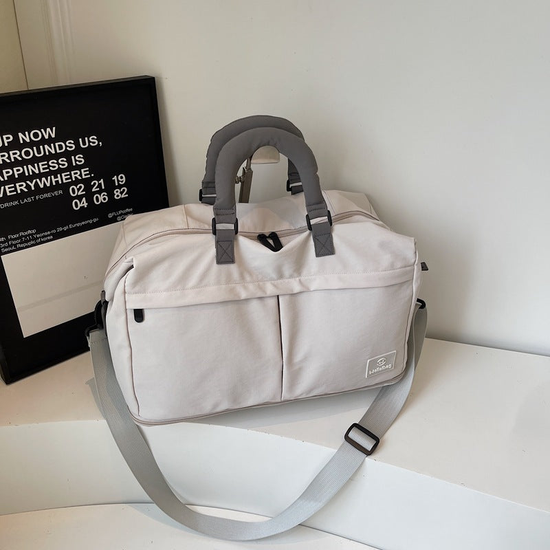 Durable Multi-Pocket Travel Holdall