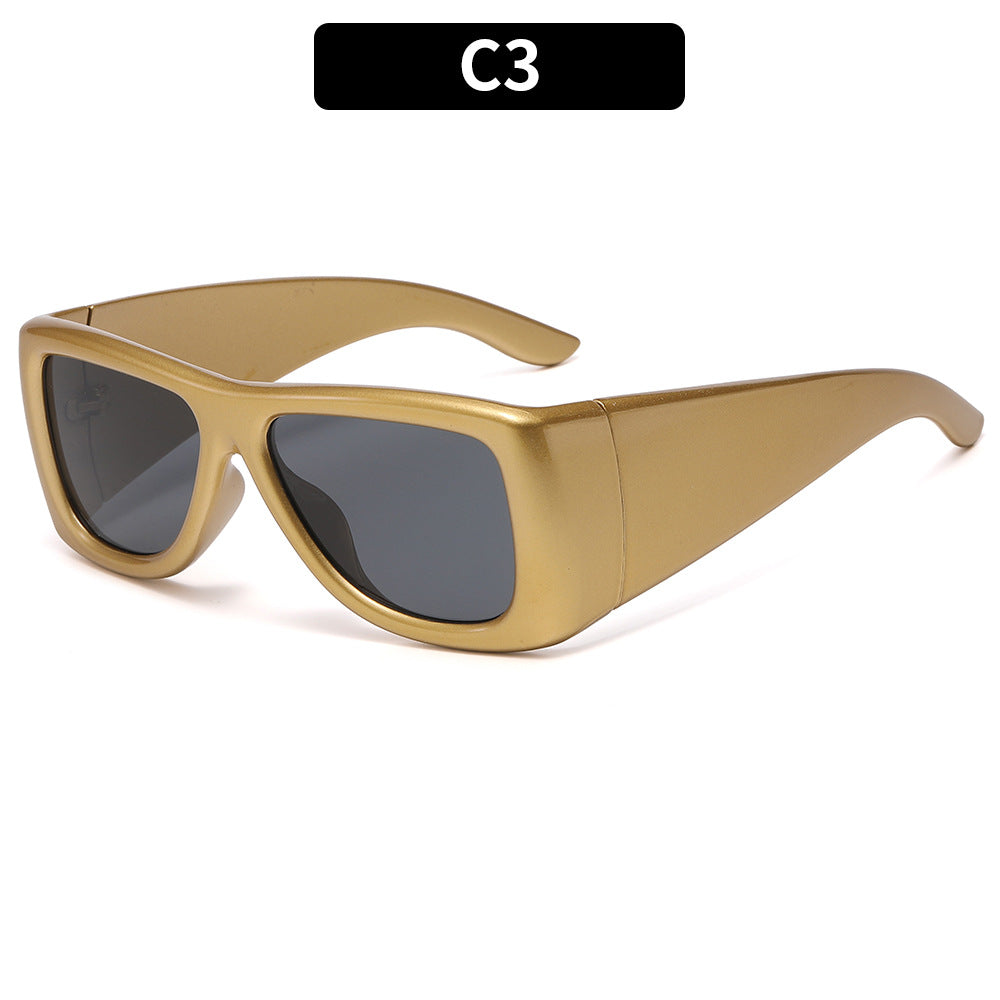 Sleek Geometric Oversized Sunglasses