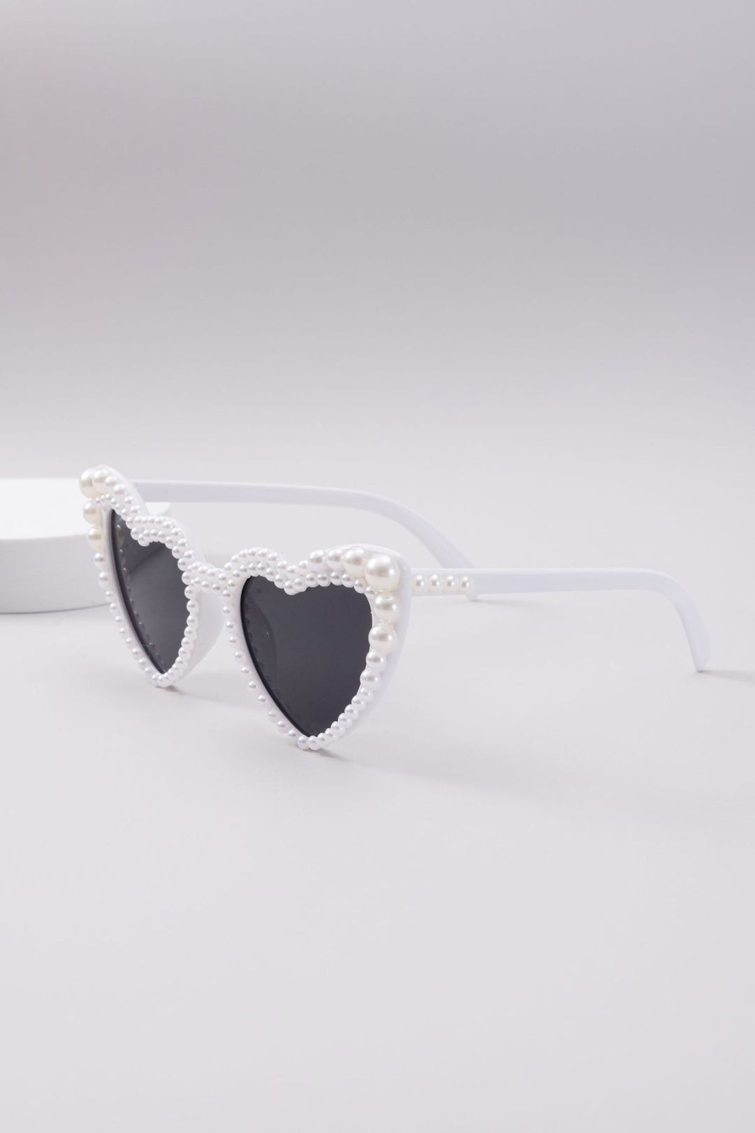 Heart-Shaped Glamorous Sunglasses Bowlift