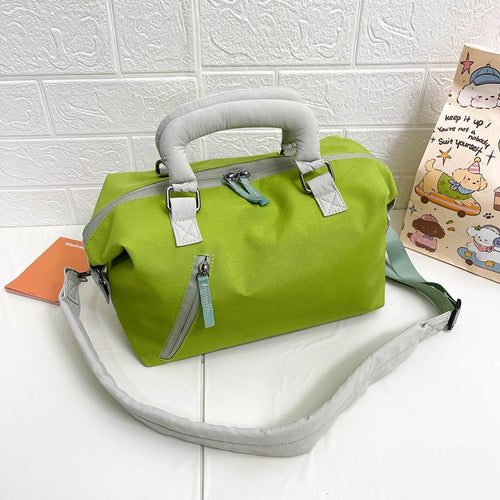 Sporty Tote Bag with Multifunctional Carrying System Bowlift