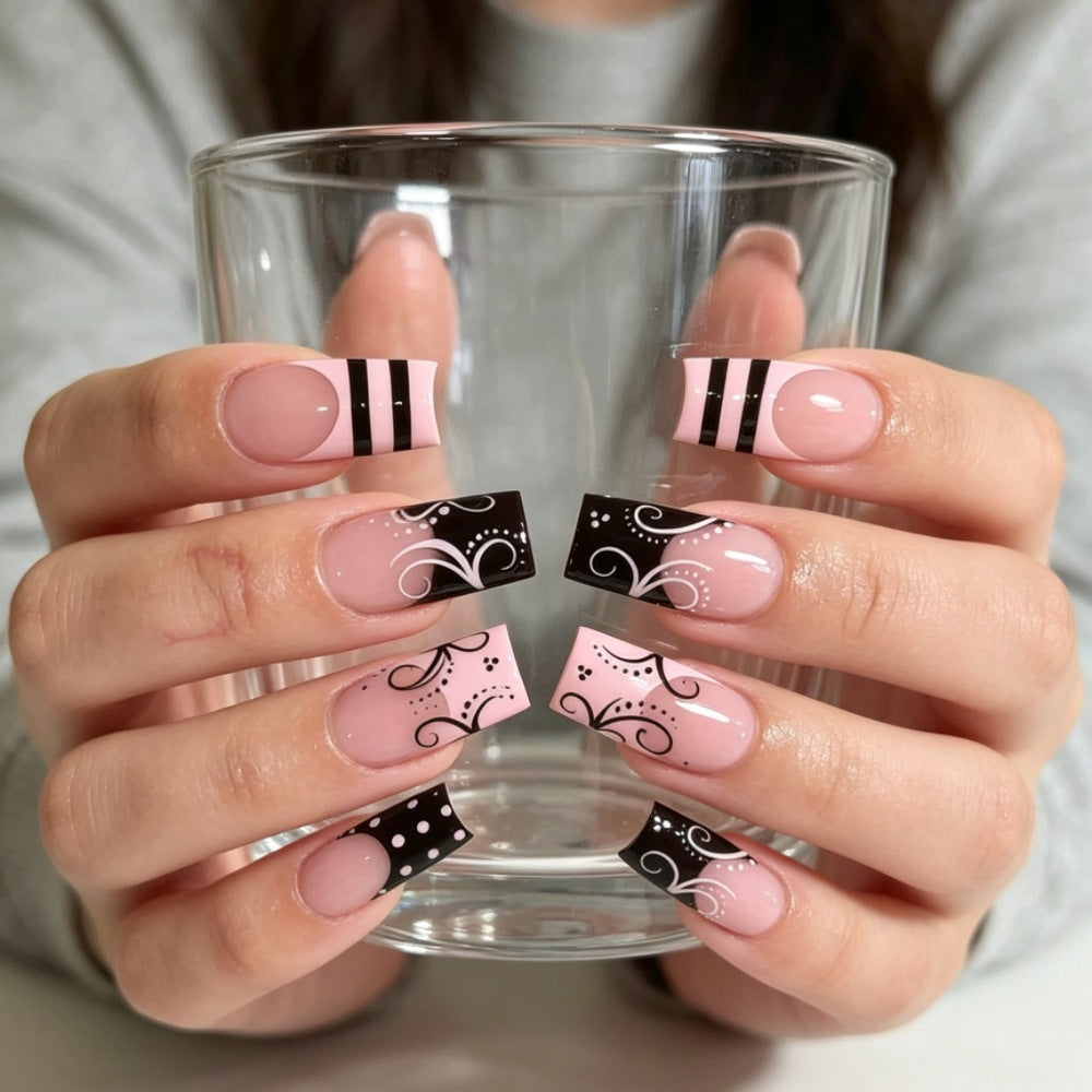 Artificial nails with elegant designer print Bowlift
