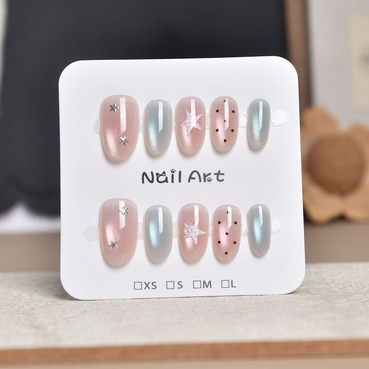 Artistic Star-Embellished Press-On Nail Set Bowlift