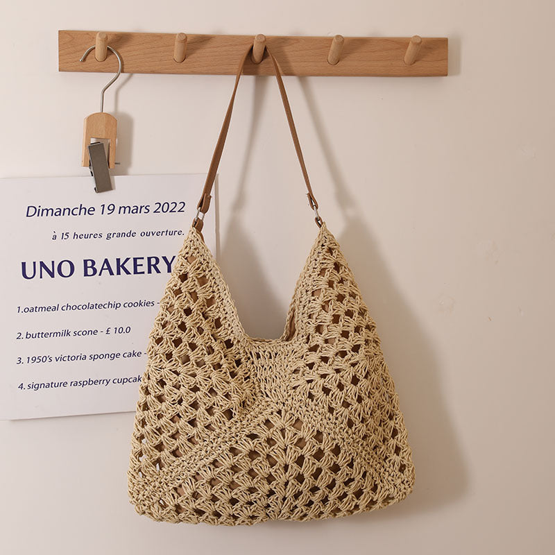 Crocheted Shoulder Bag Bowlift