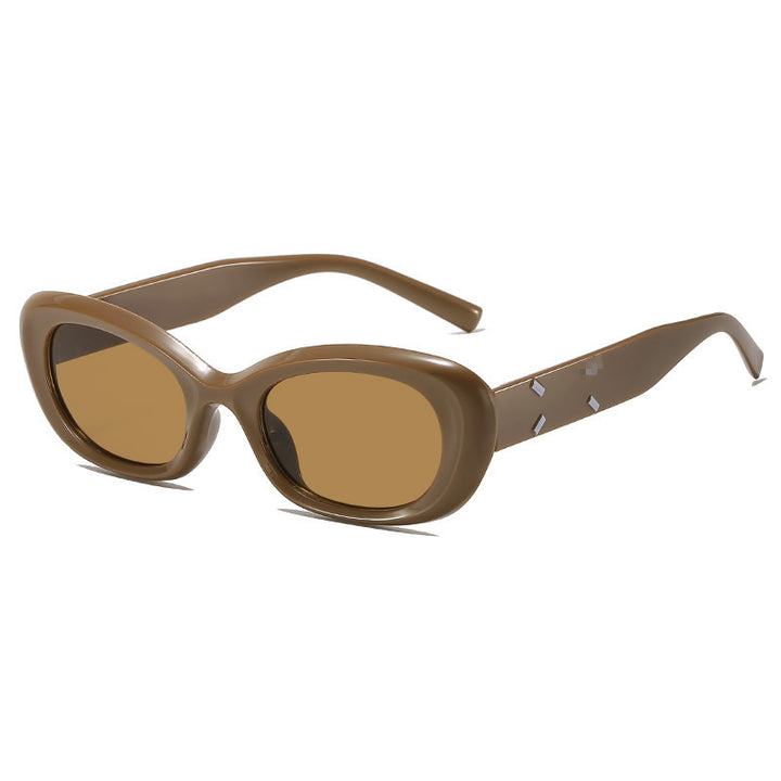 Fashionable Sunglasses Bowlift