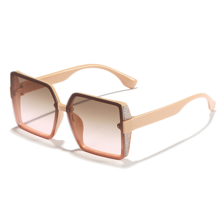 Ladies fashionable sunglasses in extravagant square design Bowlift