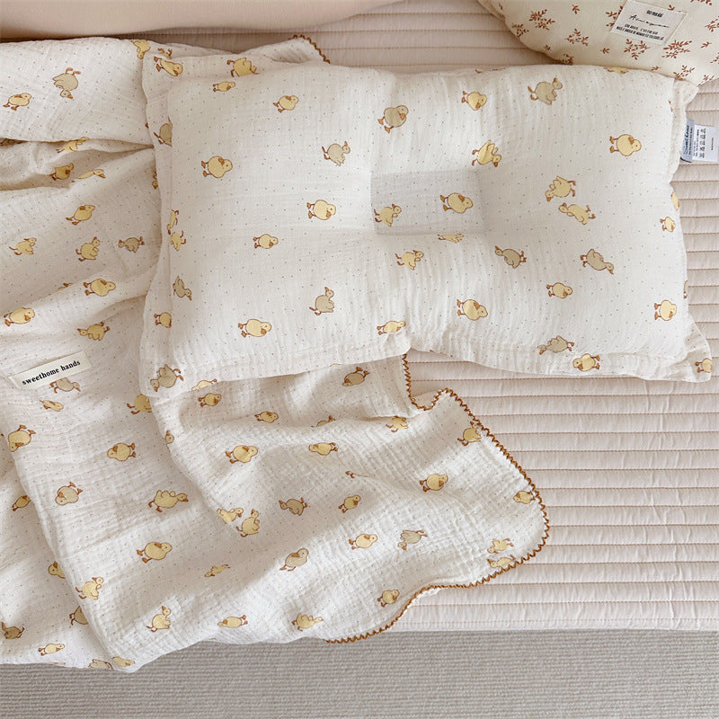 Unisex Mull blanket with cute bear design Bowlift