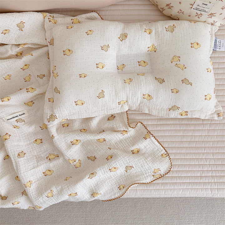 Unisex Mull blanket with cute bear design Bowlift