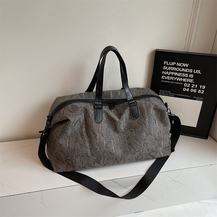 Sporty travel bag with innovative design Bowlift