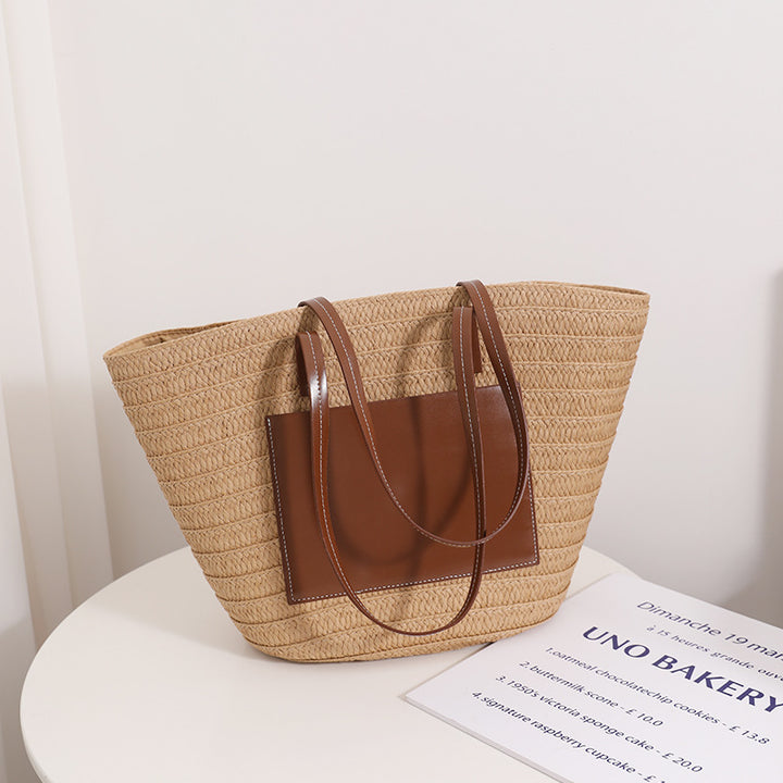 Elegant Bast bag with stylish leather detail Bowlift