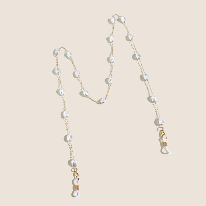 Elegant Pearl-Accented Eyewear Chain Bowlift