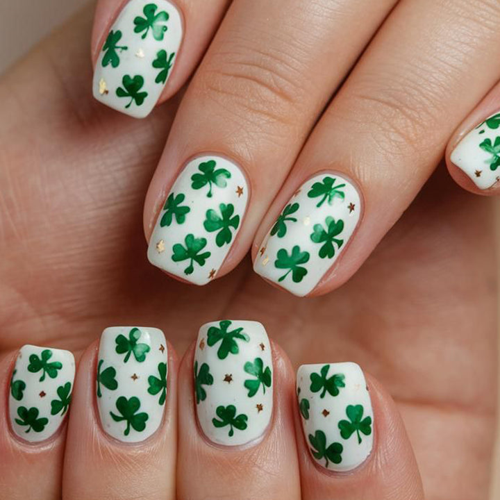 Shamrock-Themed Nail Art Extensions Bowlift