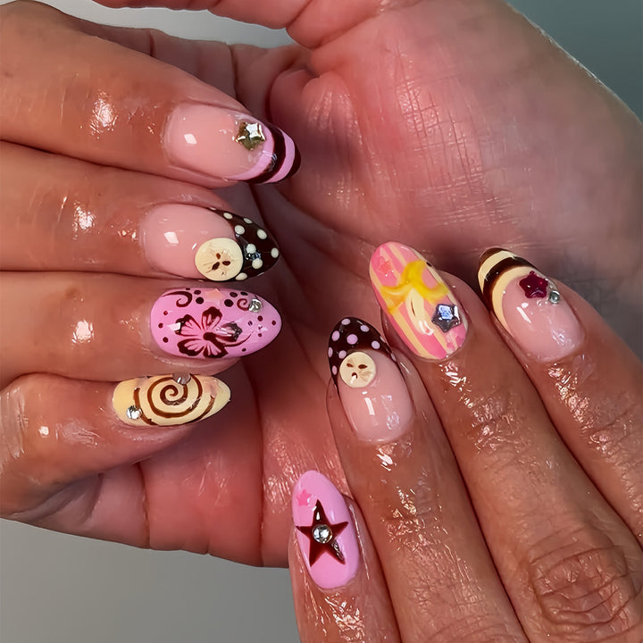 Artificial nails with playful 3D elements Bowlift