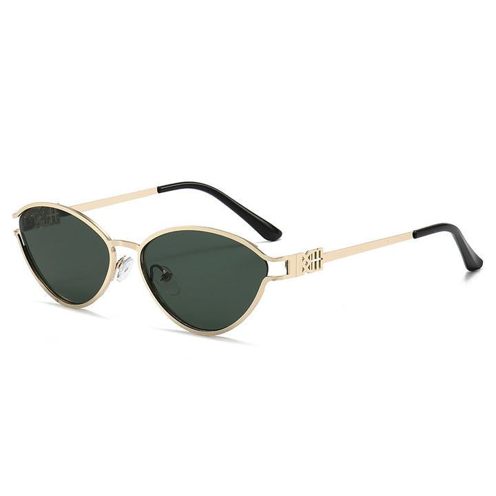 Elegant Angular Cat-Eye Sunglasses