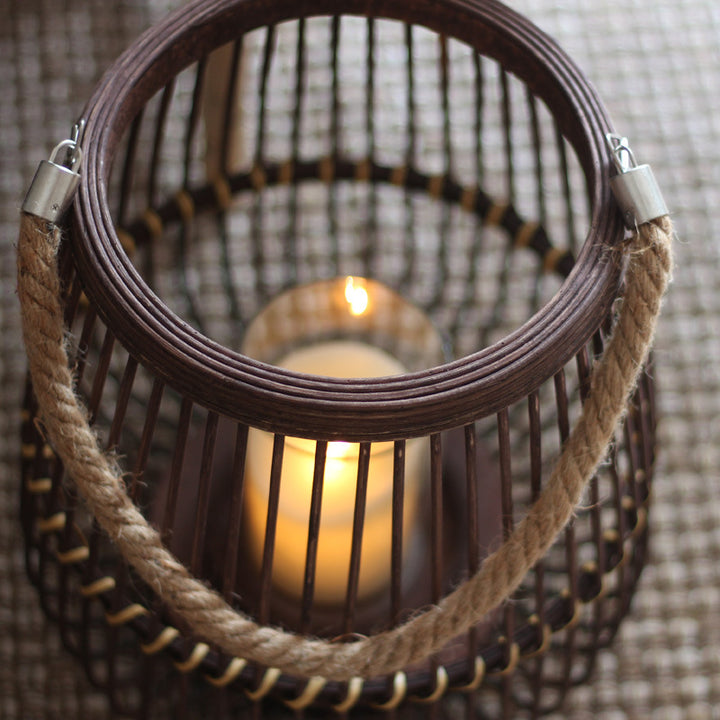 Stylish lantern made of rattan with wooden frame Bowlift