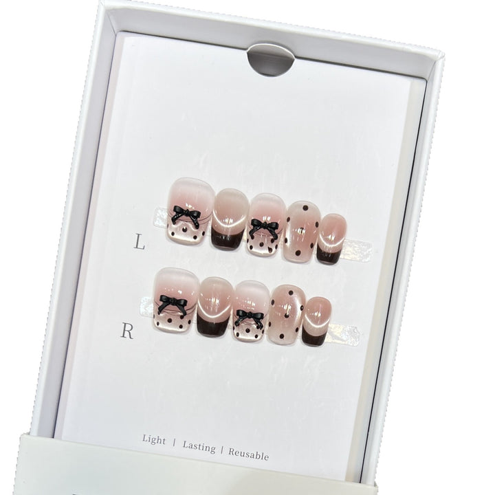 Whimsical Press-On Nail Art Set Bowlift