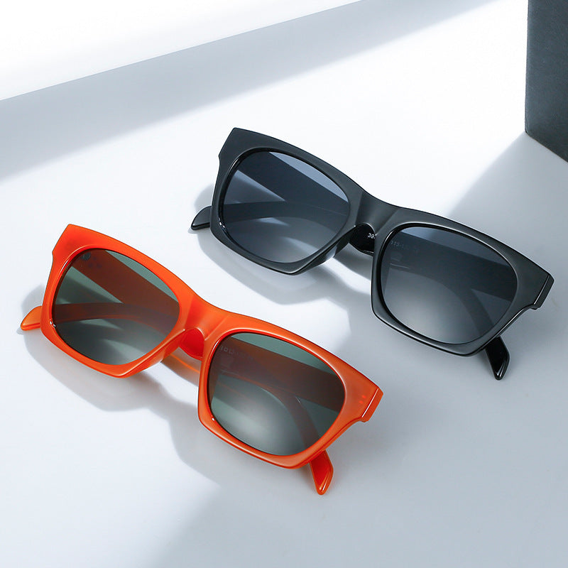 Retro-Inspired Chunky Sunglasses Bowlift