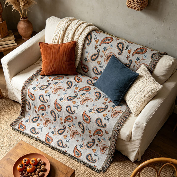 Elegant Paisley Patterned Tapestry Throw Blanket