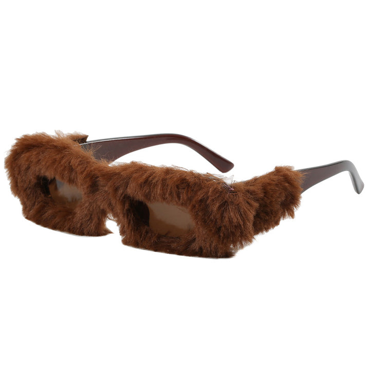Ladies extravagant sunglasses with luxurious fur frame Bowlift