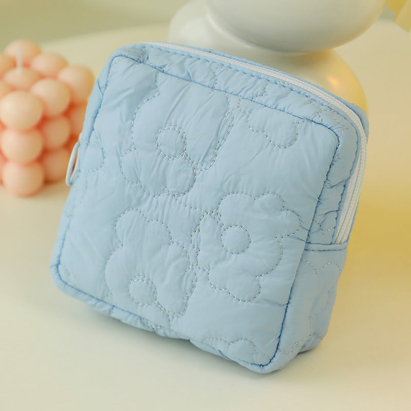 Cosmetic organizer with soft padded design Bowlift