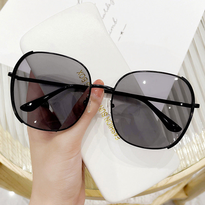 Women's large square sunglasses with high-quality metal frame Bowlift