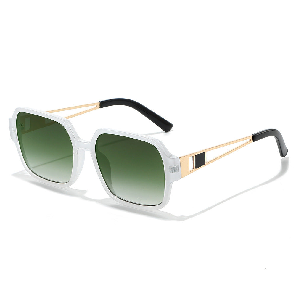 Chic Oversized Square Sunglasses with Decorative Accents Bowlift