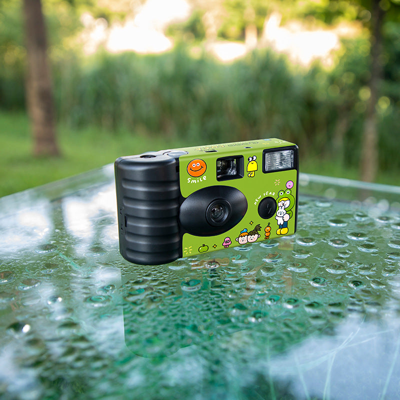 Customizable Fun-Themed Flash Camera Bowlift